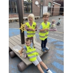 Berenzoekspel op de speelplaats
